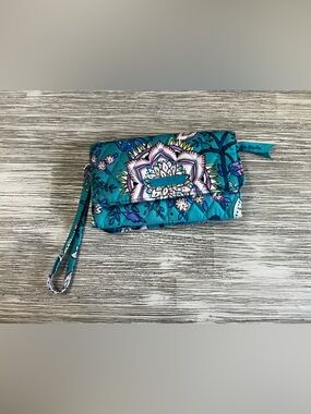 Vera Bradley Teal Floral Quilted RFID Wristlet